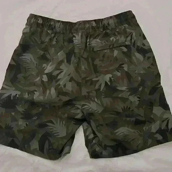 Men’s swimming shorts size large from Champion - Picture 2 of 3